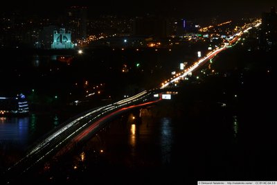 Міст Метро, нічна точка зору, Київ | NIKON CORPORATION NIKON D3100 | 105 mm | 13 s | f/20 | ISO100